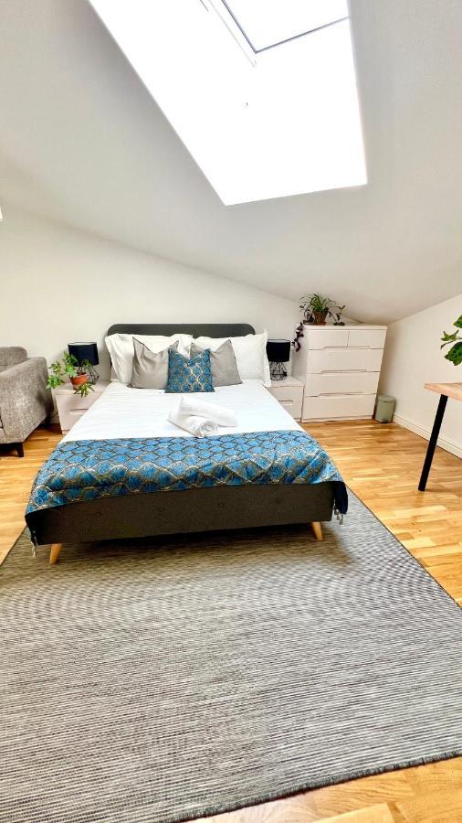 Luxe Prima - 2 Bed In Apartment