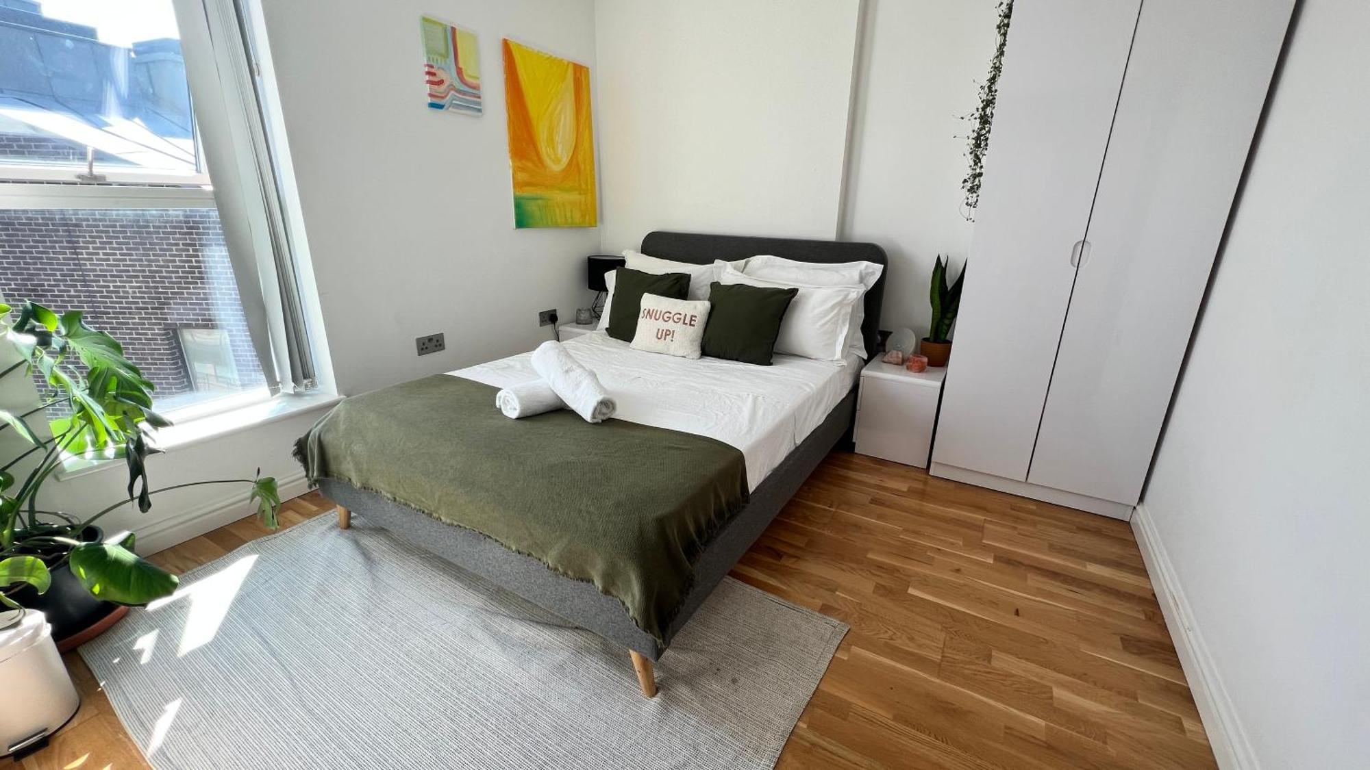 Luxe Prima - 2 Bed In Apartment